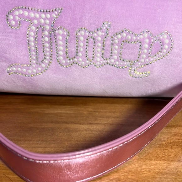 Juicy Couture Small Velour Logo Bag - Picture 5 of 12